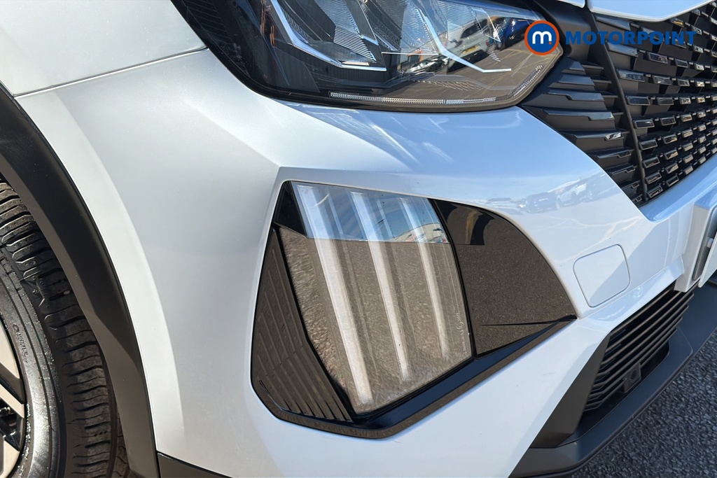 Peugeot 2008 Allure Automatic Petrol SUV - Stock Number (1647563) - 38th supplementary image