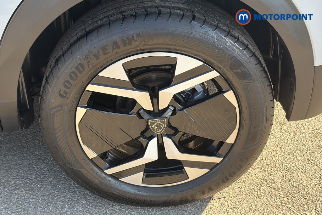 Peugeot 2008 Allure Automatic Petrol SUV - Stock Number (1647563) - 45th supplementary image