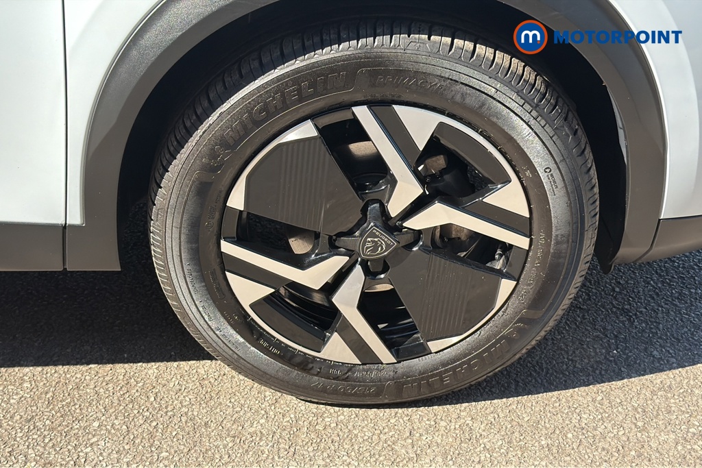 Peugeot 2008 Allure Automatic Petrol SUV - Stock Number (1647563) - 47th supplementary image
