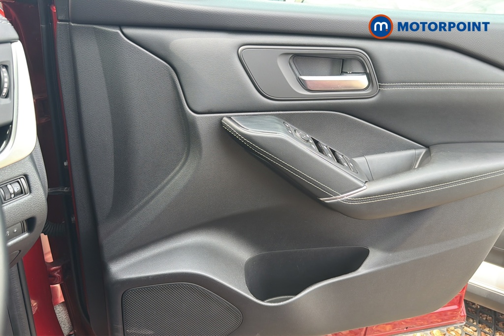 Nissan Qashqai N-Connecta Automatic Petrol SUV - Stock Number (1647756) - 18th supplementary image