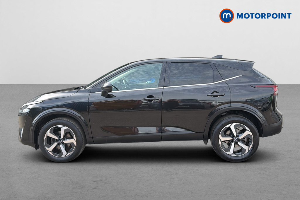 Nissan Qashqai N-Connecta Automatic Petrol SUV - Stock Number (1647756) - Drivers side