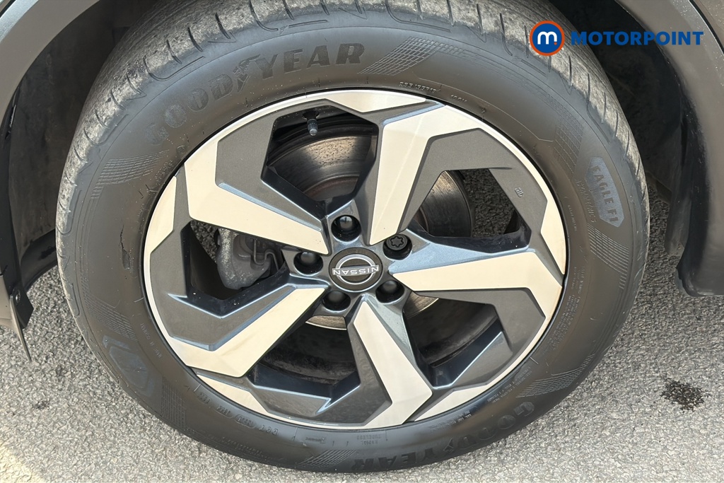 Nissan Qashqai N-Connecta Automatic Petrol SUV - Stock Number (1647756) - 44th supplementary image