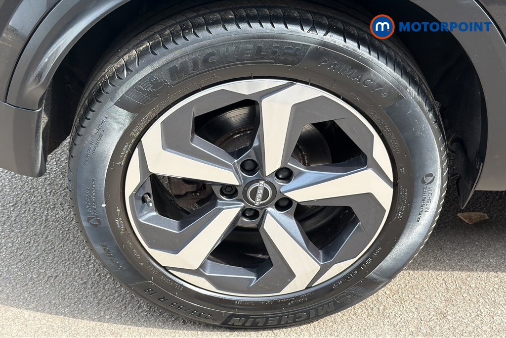 Nissan Qashqai N-Connecta Automatic Petrol SUV - Stock Number (1647756) - 46th supplementary image