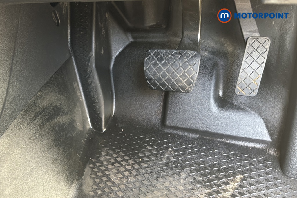 Ford Transit Connect Limited Automatic Petrol Plug-In Hybrid Panel Van - Stock Number (1647917) - 24th supplementary image