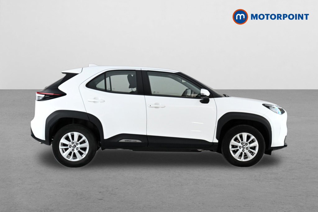 Toyota Yaris Cross Icon Automatic Petrol-Electric Hybrid Estate - Stock Number (1648063) - Drivers side