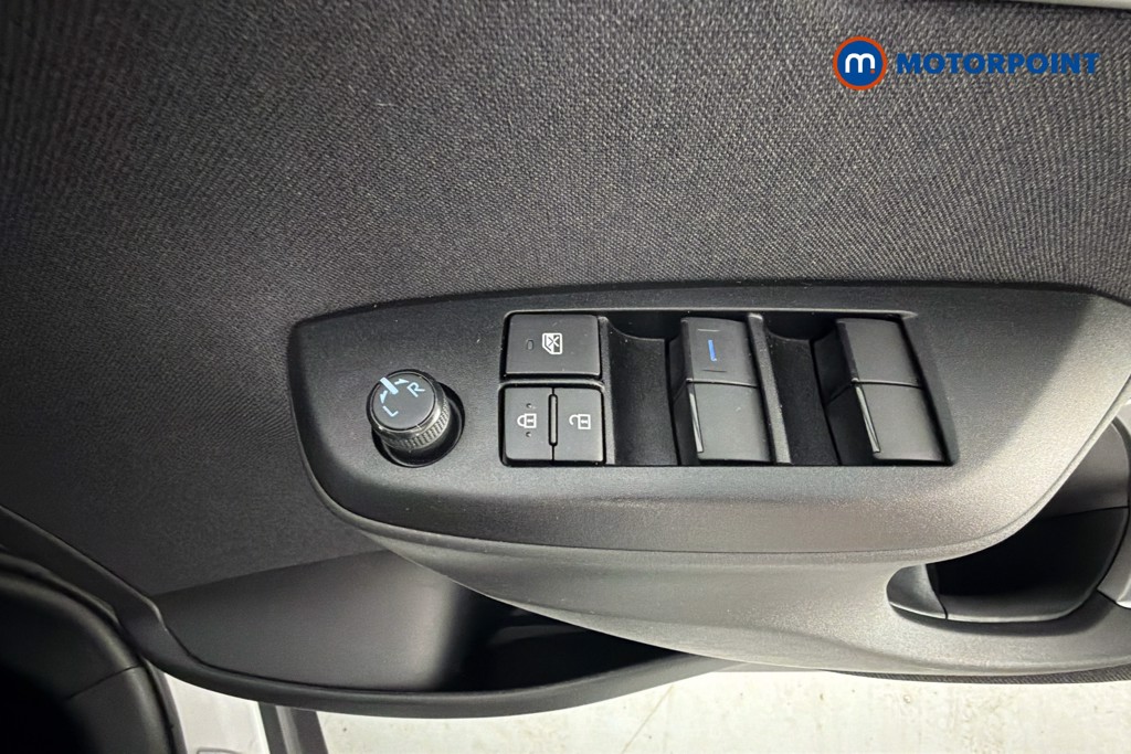 Toyota Yaris Cross Icon Automatic Petrol-Electric Hybrid Estate - Stock Number (1648064) - 20th supplementary image