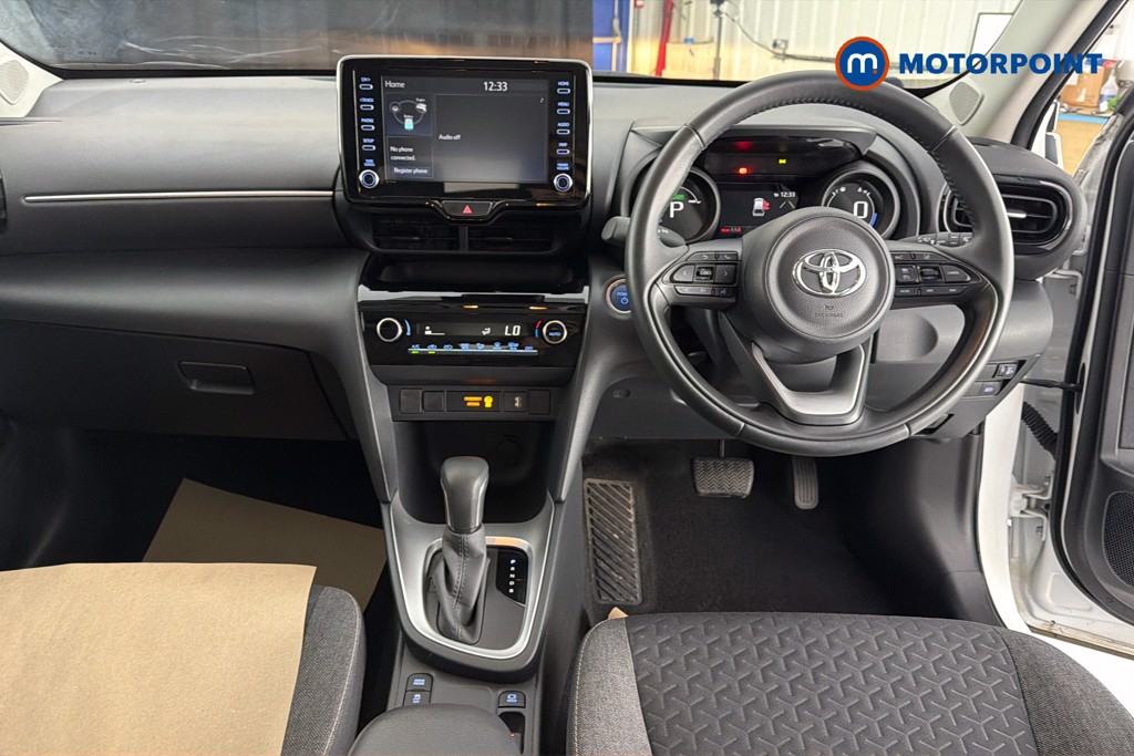 Toyota Yaris Cross Icon Automatic Petrol-Electric Hybrid Estate - Stock Number (1648064) - 1st supplementary image