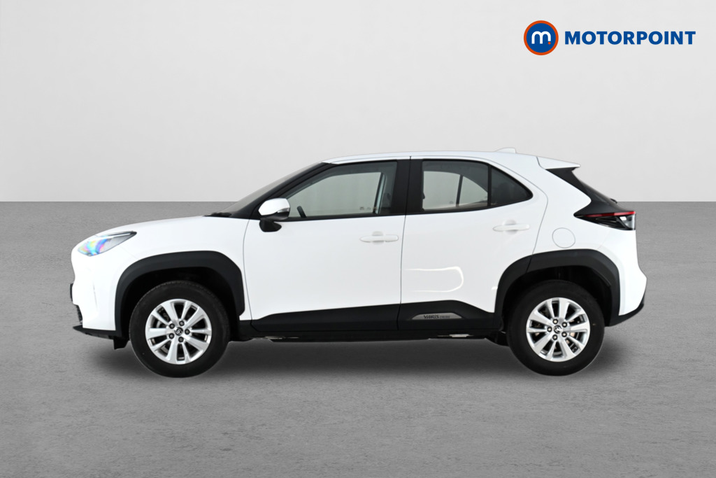 Toyota Yaris Cross Icon Automatic Petrol-Electric Hybrid Estate - Stock Number (1648064) - Passenger side