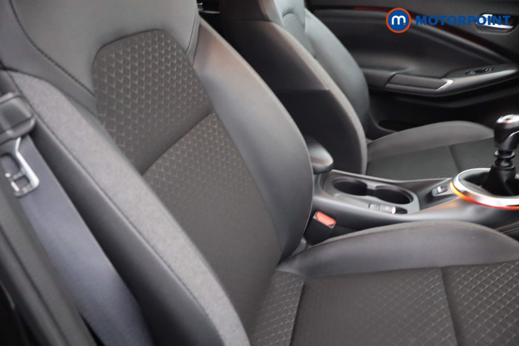 Nissan Juke N-Connecta Manual Petrol SUV - Stock Number (1635866) - 12th supplementary image