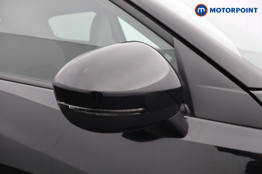Nissan Juke N-Connecta Manual Petrol SUV - Stock Number (1635866) - 22nd supplementary image