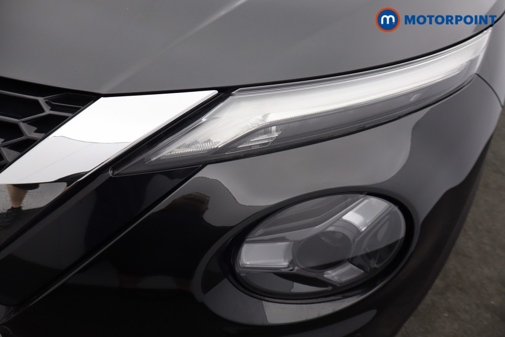 Nissan Juke N-Connecta Manual Petrol SUV - Stock Number (1635866) - 25th supplementary image