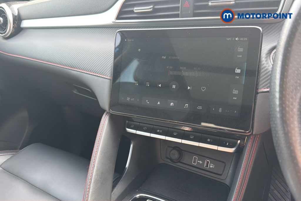Mg Motor Uk ZS Trophy Ev Automatic Electric SUV - Stock Number (1644303) - 8th supplementary image