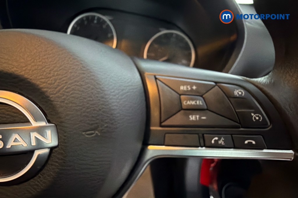 Nissan Juke Visia Manual Petrol SUV - Stock Number (1644595) - 4th supplementary image