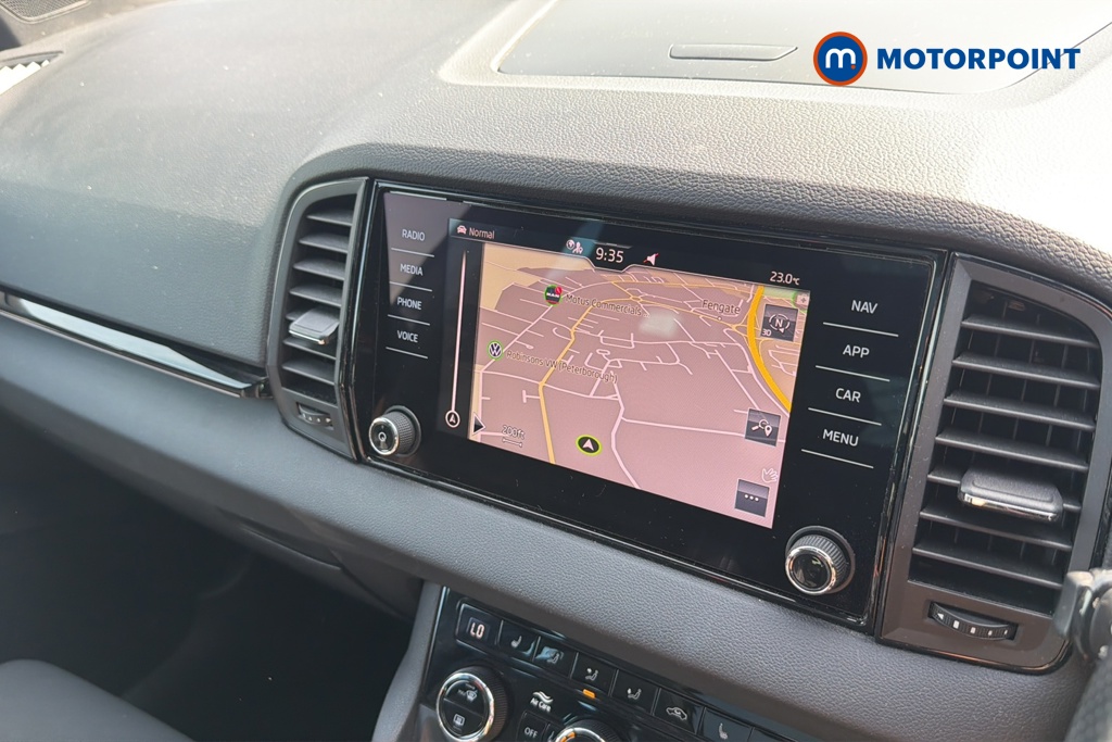 Skoda Karoq Sport Line Automatic Petrol SUV - Stock Number (1645941) - 9th supplementary image