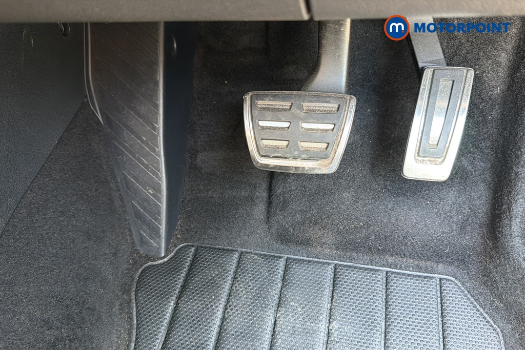 Skoda Karoq Sport Line Automatic Petrol SUV - Stock Number (1645941) - 24th supplementary image