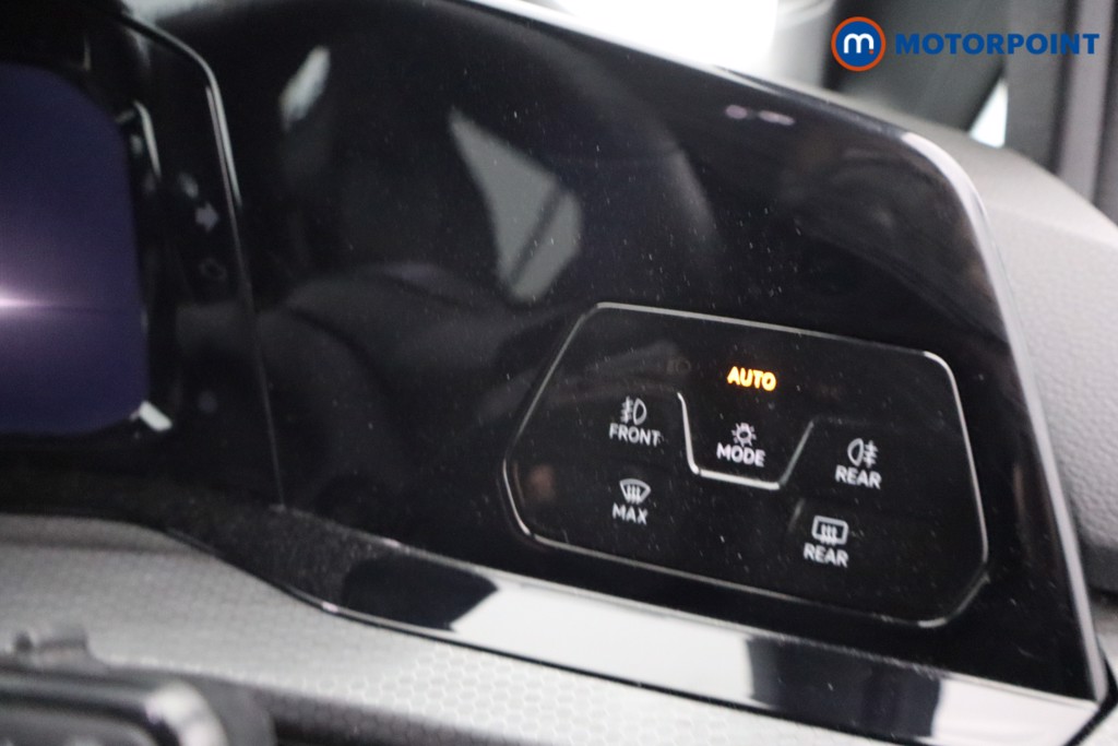 Volkswagen Golf GTD Automatic Diesel Hatchback - Stock Number (1646057) - 13th supplementary image