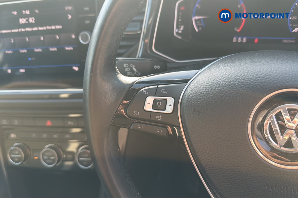 Volkswagen T-Roc SEL Manual Petrol SUV - Stock Number (1646640) - 4th supplementary image