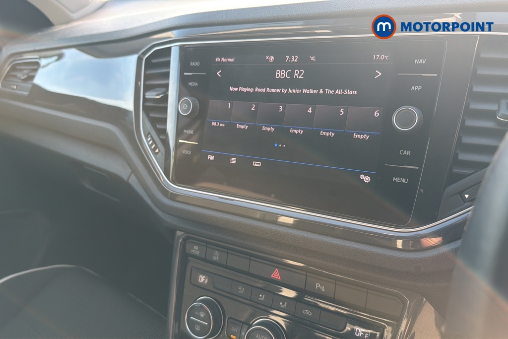 Volkswagen T-Roc SEL Manual Petrol SUV - Stock Number (1646640) - 8th supplementary image