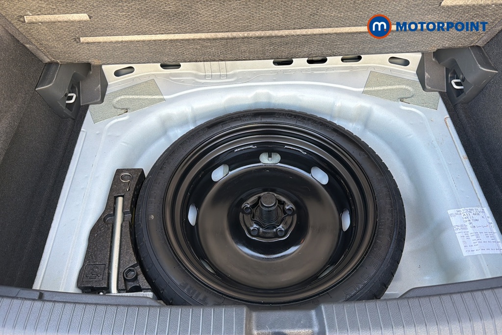 Volkswagen T-Roc SEL Manual Petrol SUV - Stock Number (1646640) - 33rd supplementary image