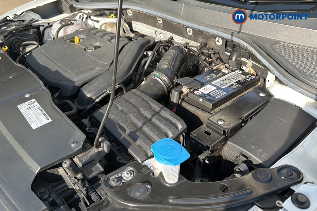 Volkswagen T-Roc SEL Manual Petrol SUV - Stock Number (1646640) - 48th supplementary image