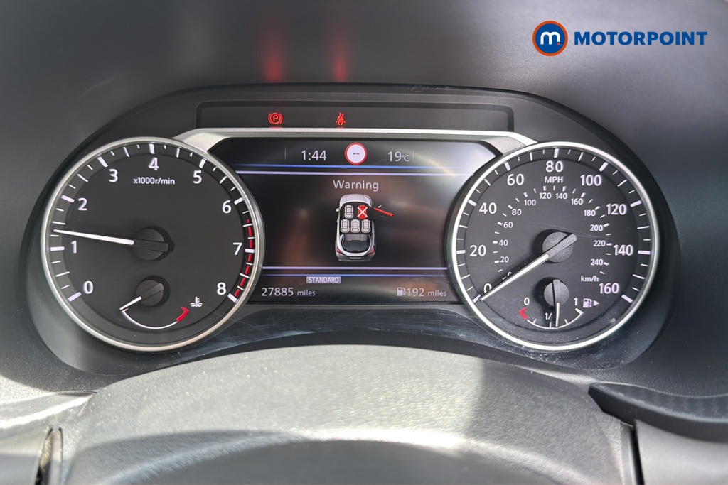 Nissan Juke N-Connecta Manual Petrol SUV - Stock Number (1646953) - 7th supplementary image