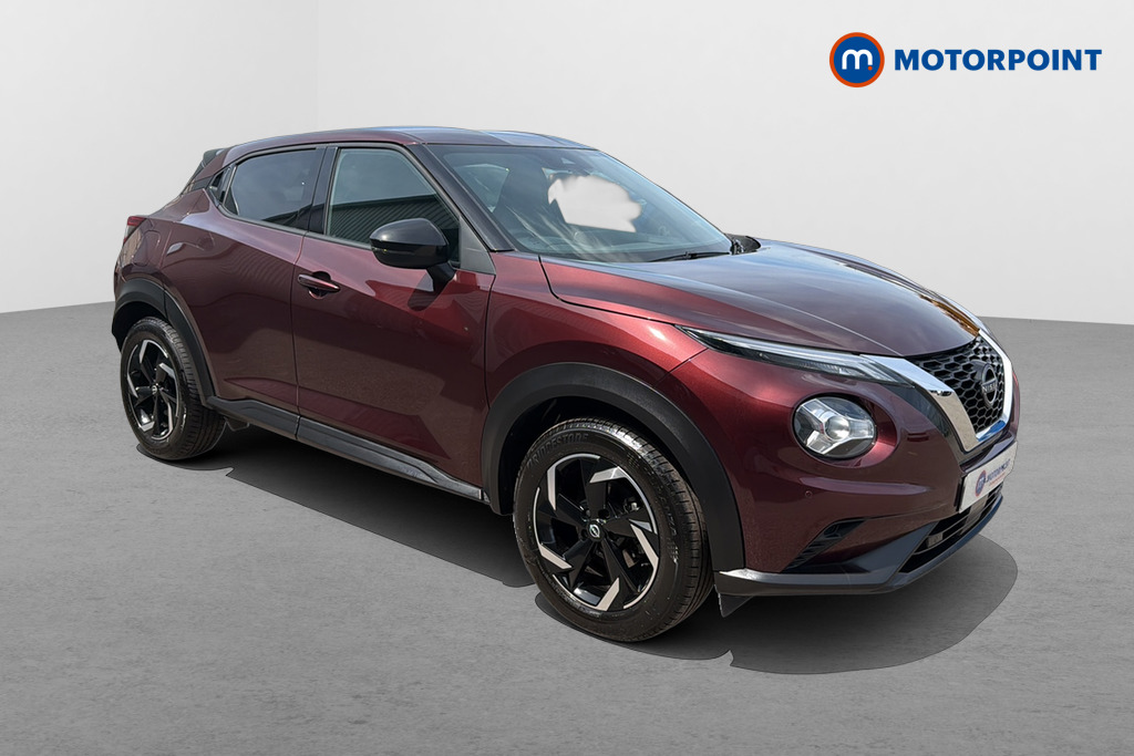 Nissan Juke N-Connecta Manual Petrol SUV - Stock Number (1646953) - Drivers side front corner