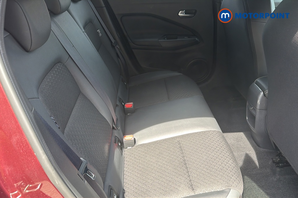 Nissan Juke N-Connecta Manual Petrol SUV - Stock Number (1646953) - 25th supplementary image