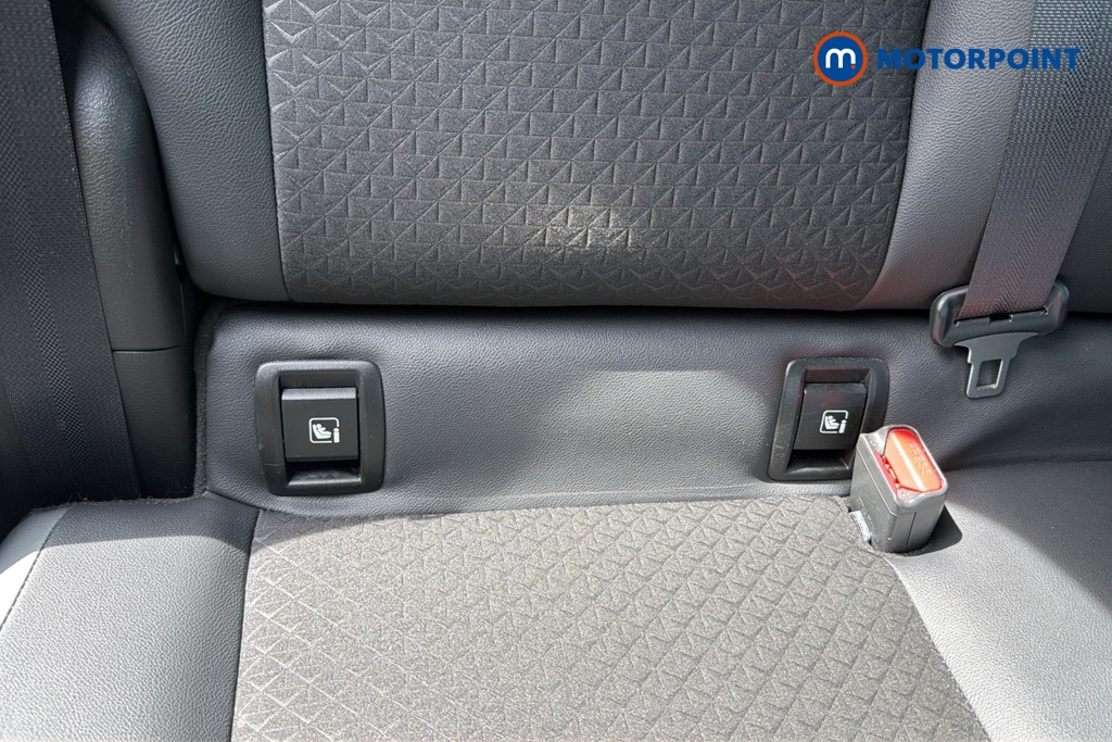 Nissan Juke N-Connecta Manual Petrol SUV - Stock Number (1646953) - 27th supplementary image