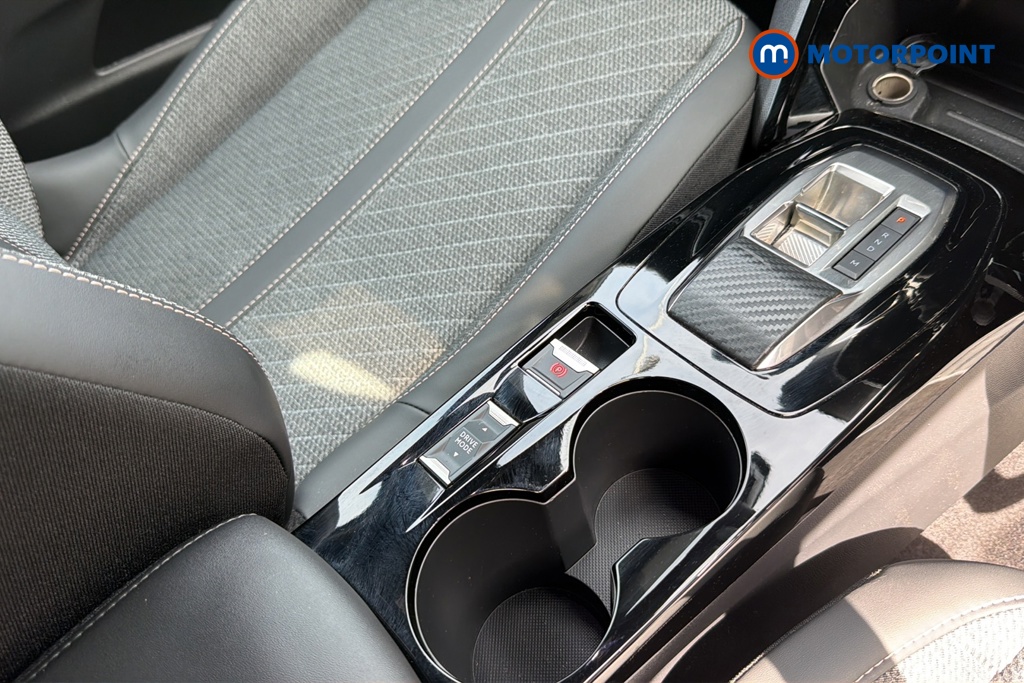 Peugeot 2008 Allure Automatic Petrol SUV - Stock Number (1647799) - 16th supplementary image