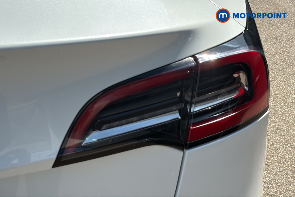 Tesla Model 3 Long Range Automatic Electric Saloon - Stock Number (1648173) - 36th supplementary image