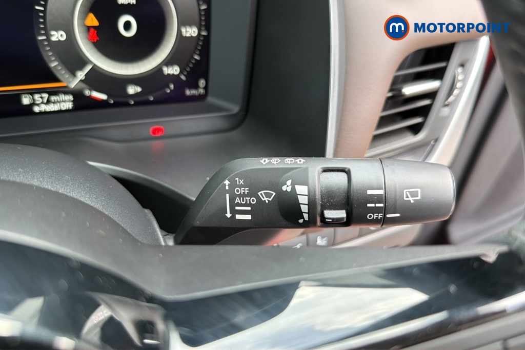 Nissan Qashqai Tekna Automatic Petrol-Electric Hybrid SUV - Stock Number (1579071) - 6th supplementary image
