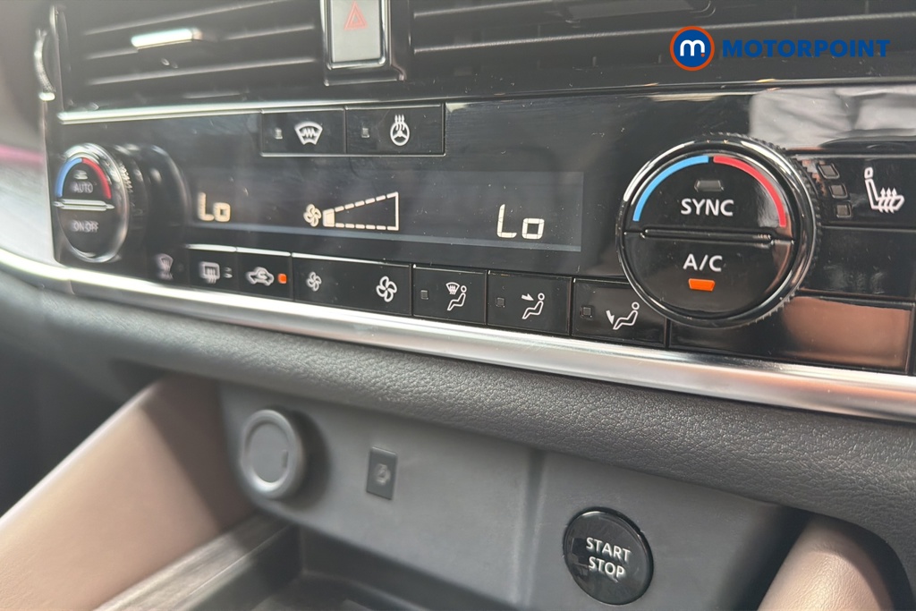 Nissan Qashqai Tekna Automatic Petrol-Electric Hybrid SUV - Stock Number (1579071) - 12th supplementary image