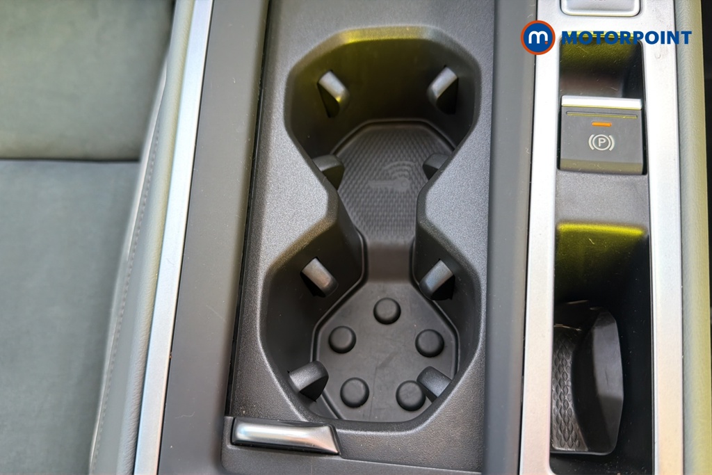 Volkswagen Passat Life Automatic Petrol Plug-In Hybrid Estate - Stock Number (1647523) - 16th supplementary image