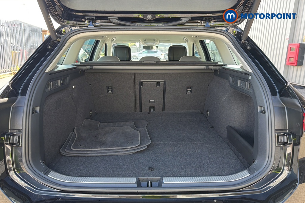 Volkswagen Passat Life Automatic Petrol Plug-In Hybrid Estate - Stock Number (1647523) - 30th supplementary image