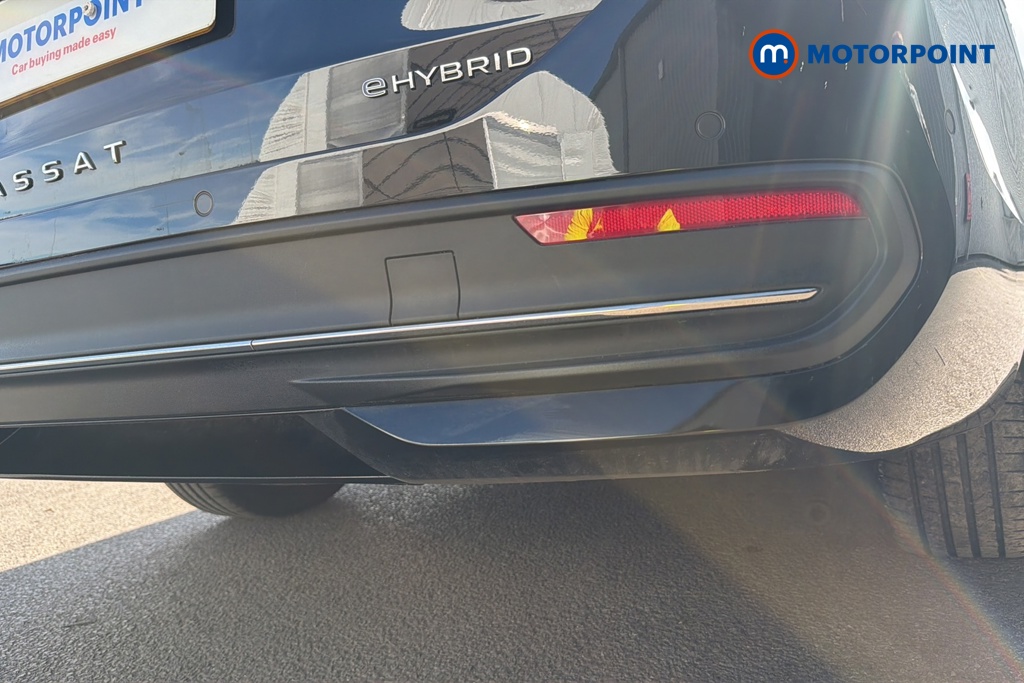Volkswagen Passat Life Automatic Petrol Plug-In Hybrid Estate - Stock Number (1647523) - 39th supplementary image