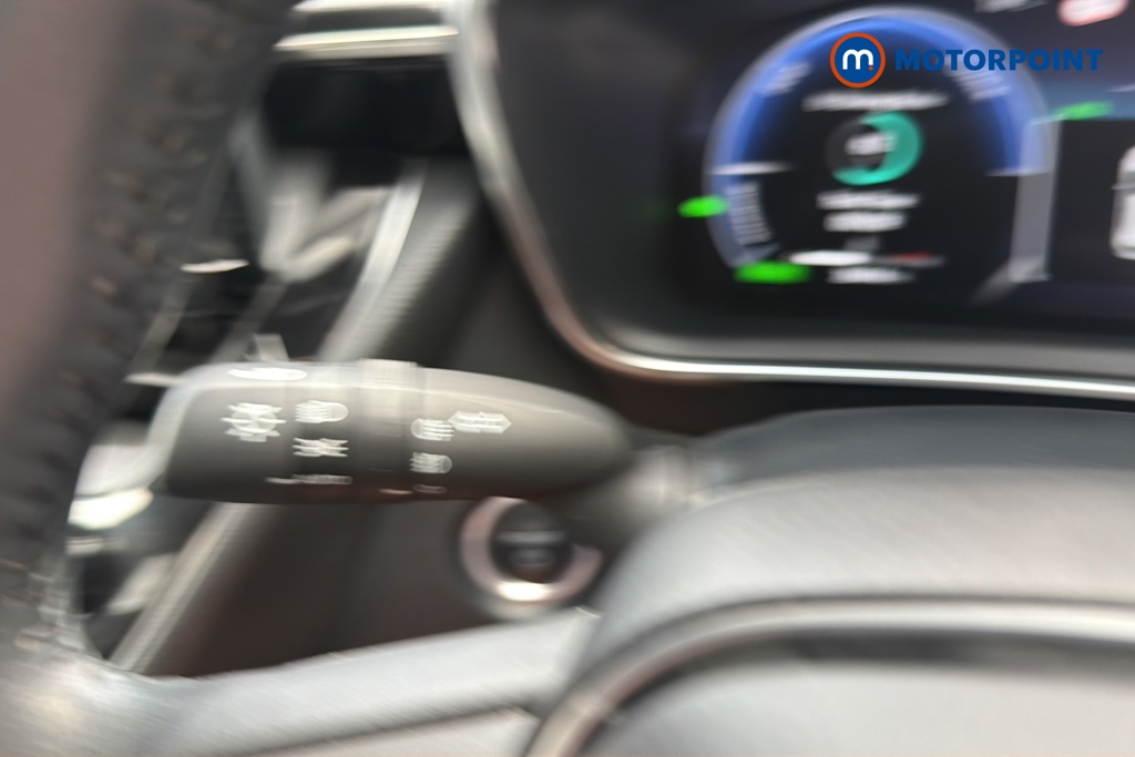 Toyota Corolla Design Automatic Petrol-Electric Hybrid Hatchback - Stock Number (1647893) - 5th supplementary image