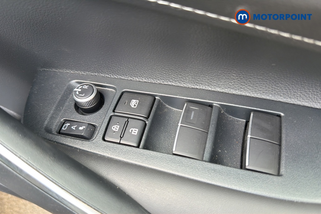 Toyota Corolla Design Automatic Petrol-Electric Hybrid Hatchback - Stock Number (1647893) - 19th supplementary image