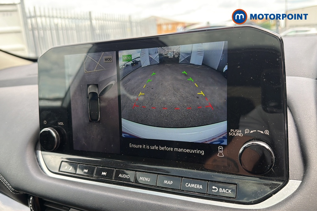 Nissan Qashqai Premiere Edition Manual Petrol SUV - Stock Number (1648213) - 13th supplementary image