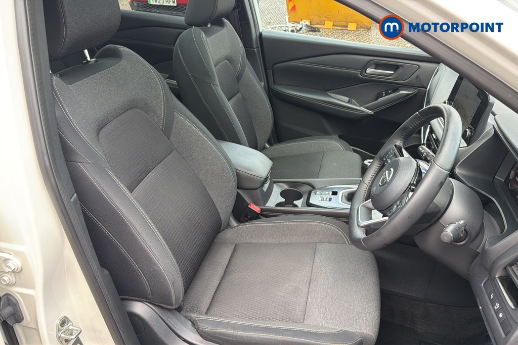 Nissan Qashqai Premiere Edition Manual Petrol SUV - Stock Number (1648213) - 22nd supplementary image