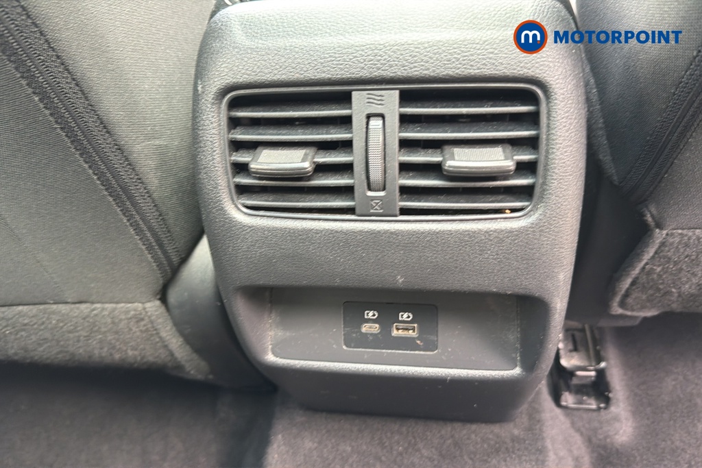 Nissan Qashqai Premiere Edition Manual Petrol SUV - Stock Number (1648213) - 28th supplementary image