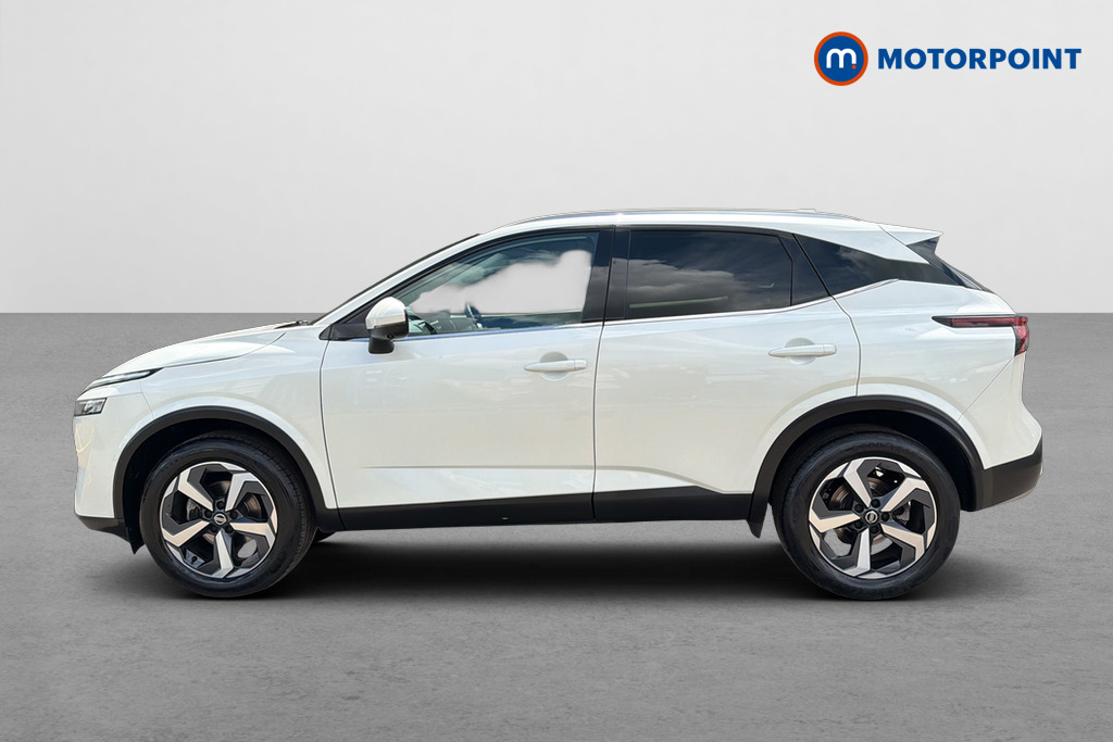 Nissan Qashqai Premiere Edition Manual Petrol SUV - Stock Number (1648213) - Drivers side