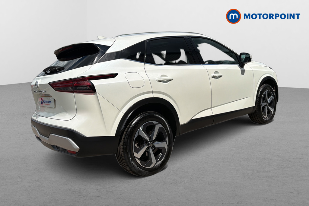 Nissan Qashqai Premiere Edition Manual Petrol SUV - Stock Number (1648213) - Passenger side rear corner