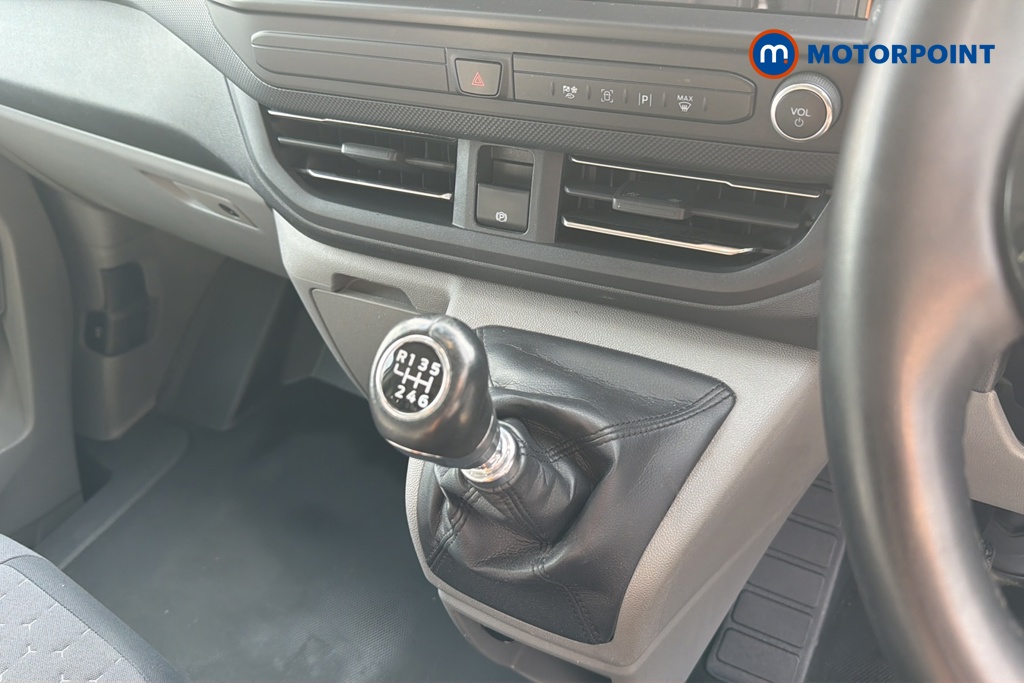 Ford Transit Custom Limited Manual Diesel Panel Van - Stock Number (1613934) - 15th supplementary image