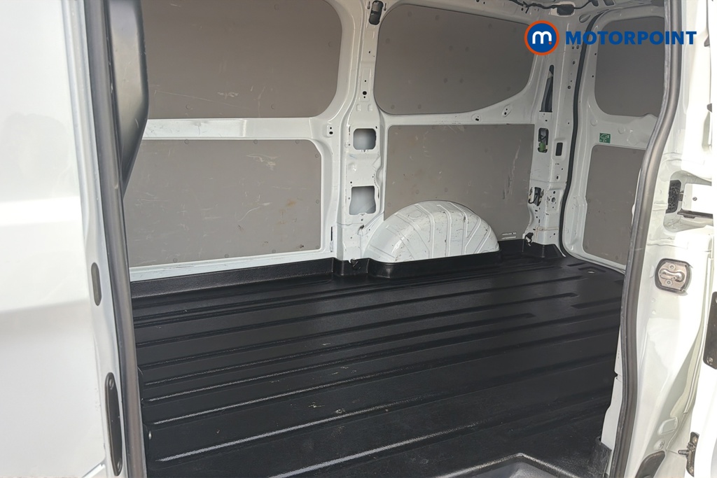Ford Transit Custom Limited Manual Diesel Panel Van - Stock Number (1613934) - 25th supplementary image