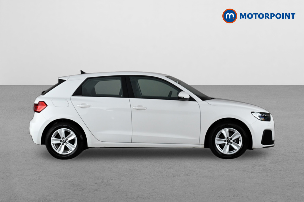 Audi A1 Technik Manual Petrol Hatchback - Stock Number (1622220) - Drivers side