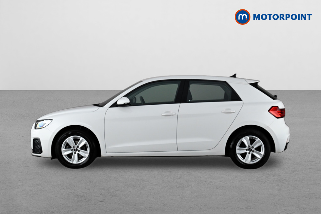 Audi A1 Technik Manual Petrol Hatchback - Stock Number (1622220) - Passenger side