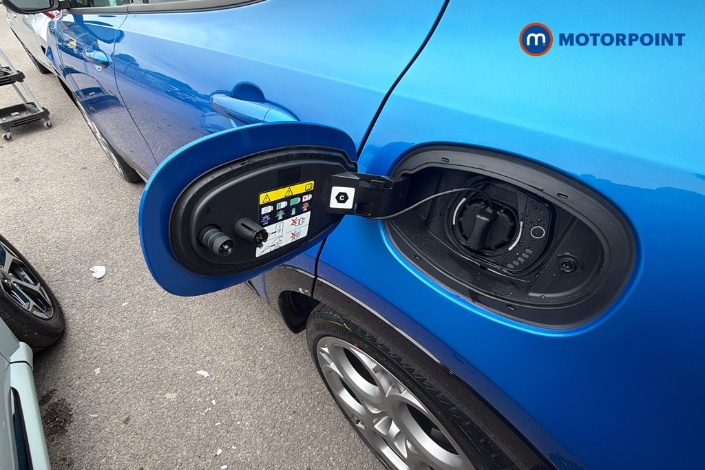 Alfa Romeo Tonale Speciale Automatic Petrol Plug-In Hybrid SUV - Stock Number (1623499) - 41st supplementary image
