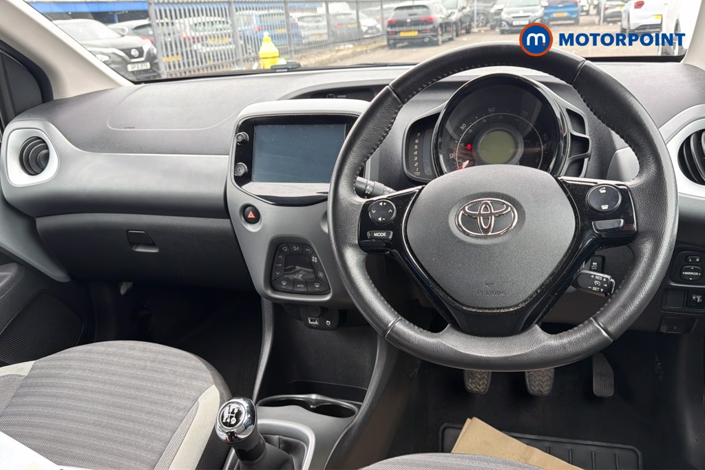 Toyota Aygo X-Trend Manual Petrol Hatchback - Stock Number (1624095) - 2nd supplementary image