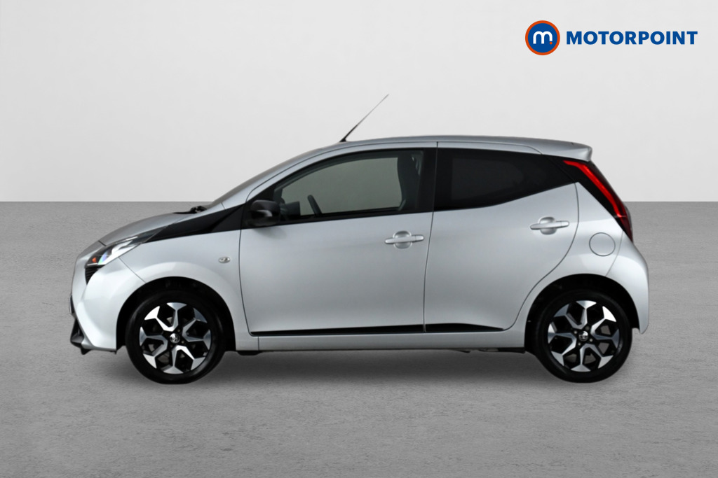 Toyota Aygo X-Trend Manual Petrol Hatchback - Stock Number (1624095) - Passenger side