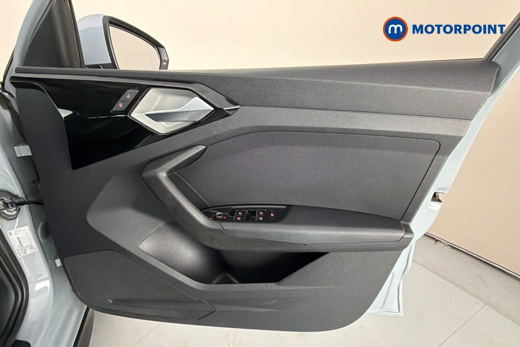 Audi A1 Citycarver Manual Petrol Hatchback - Stock Number (1630563) - 19th supplementary image